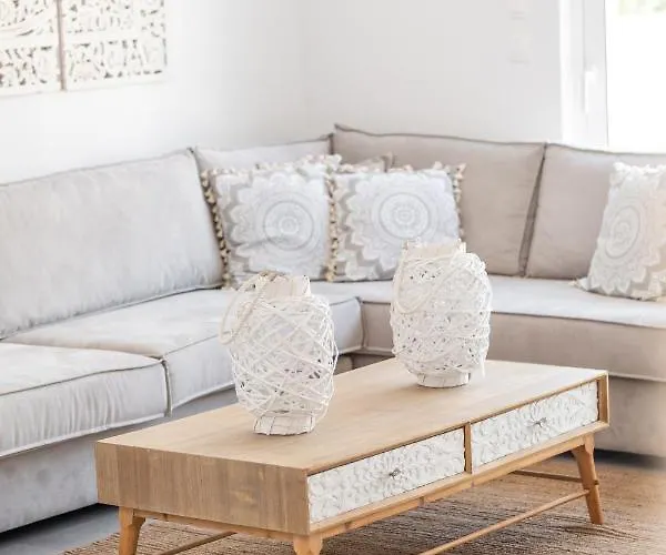 别墅 - Private Pool & Jacuzzi & Place 帕斯蒂达