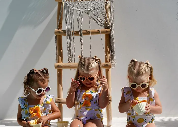 - Private Pool&jacuzzi&central Place *