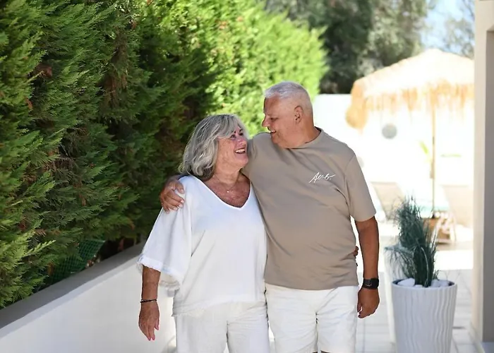 - Private Pool & Jacuzzi & Place 别墅 *