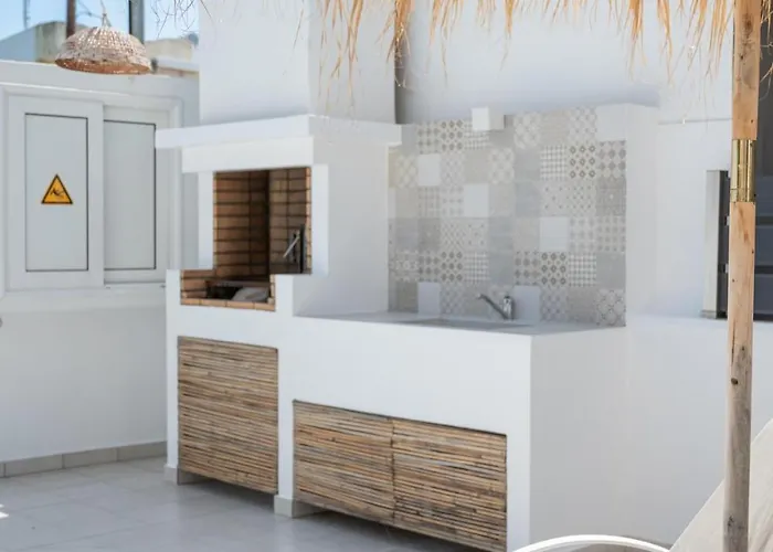 - Private Pool & Jacuzzi & Place Вилла